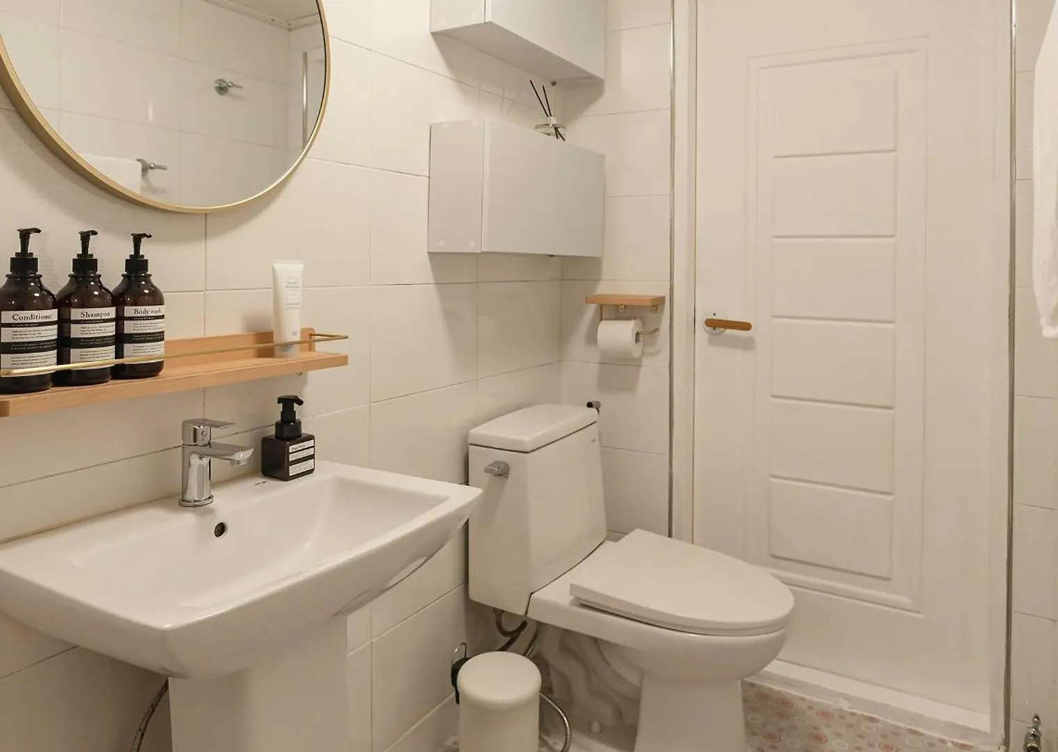 Emotional, 3Type Inteior Style Apartment Seoul 0*,